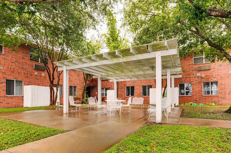 Harlingen: Valley Living Without the Premium Price Tag