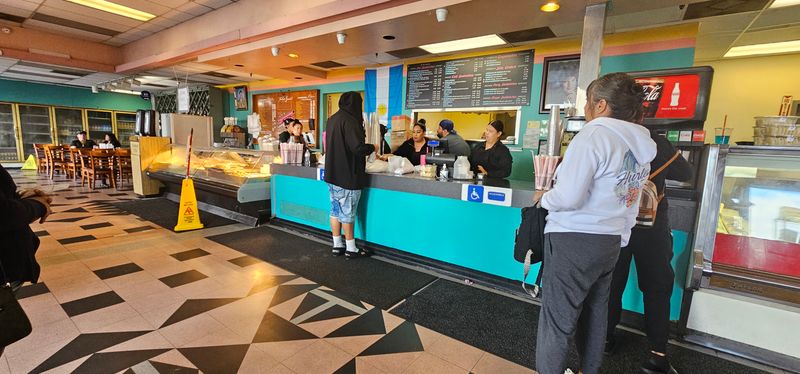 Fast, Casual Counter Service