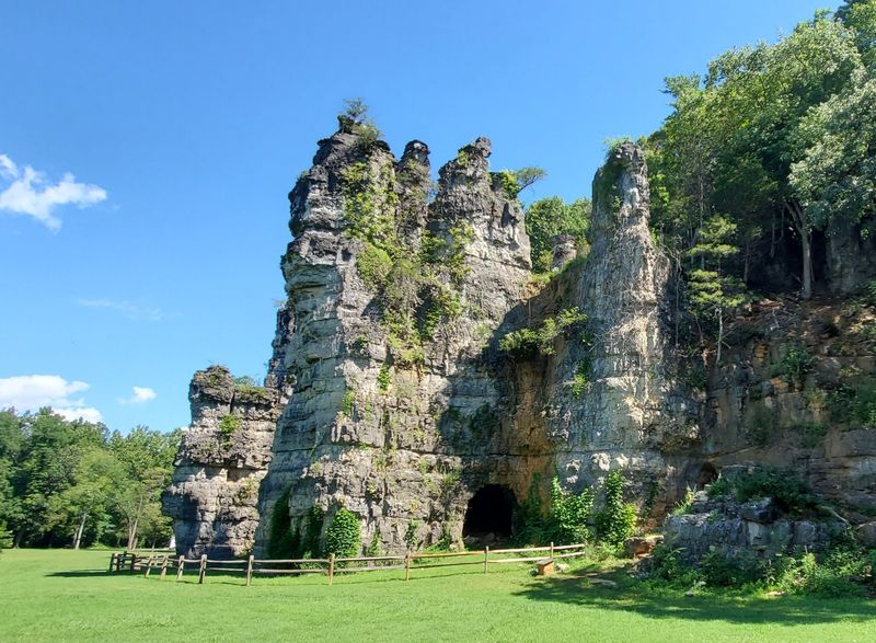 Natural Chimneys Park