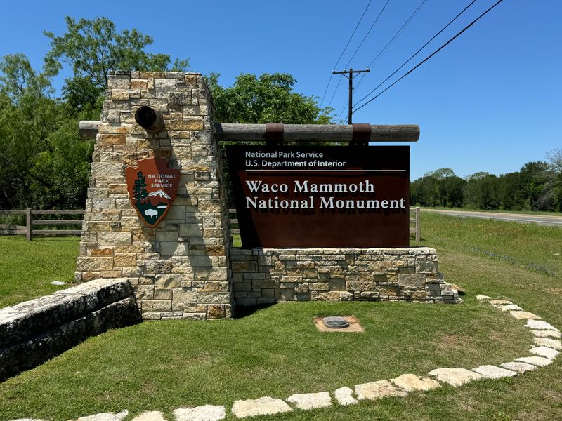 Waco Mammoth National Monument