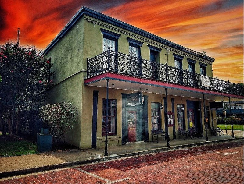 Jefferson Hotel: The Lady in Room 19 Who Never Left