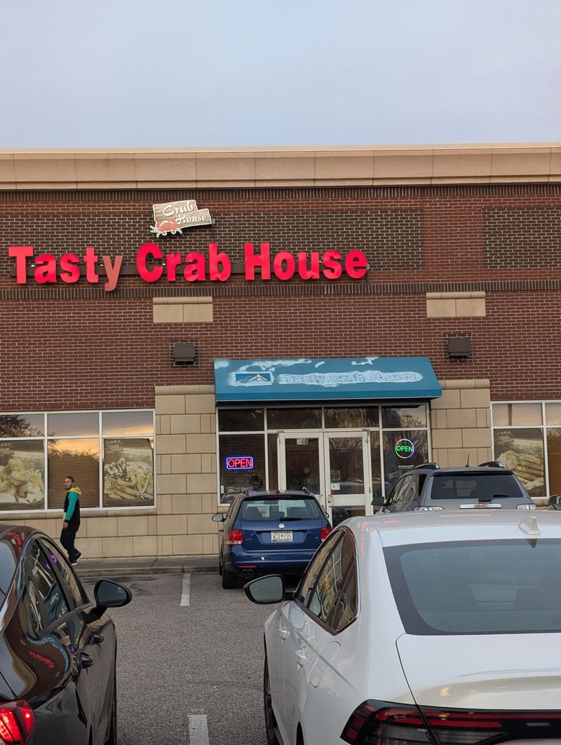 Tasty Crab House