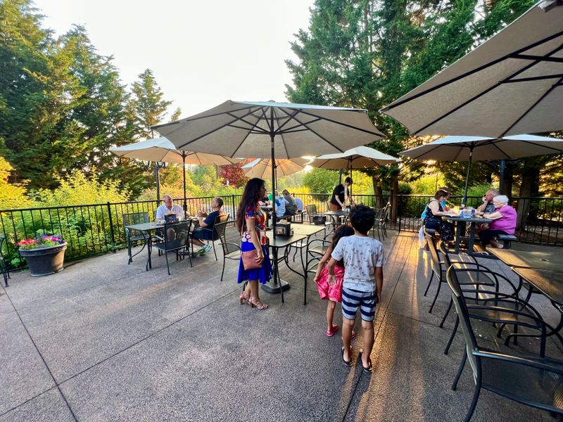 The Dog-Friendly Patio Perfect for Oregon Summers