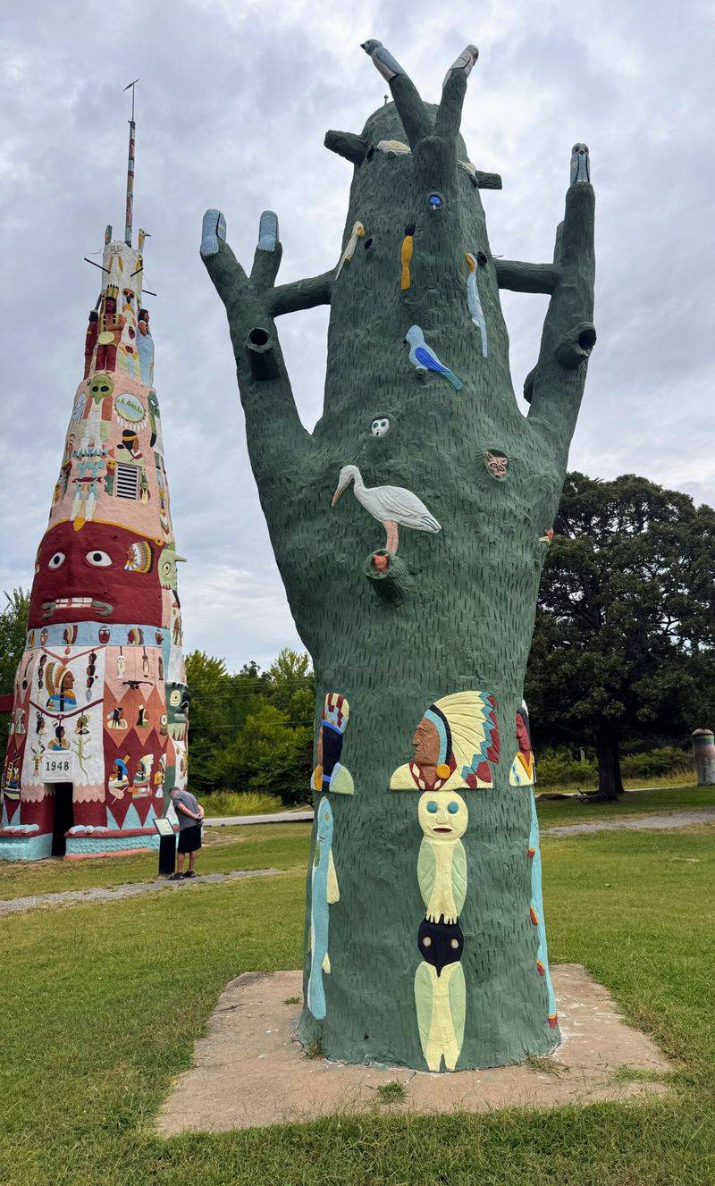 Ed Galloway's Totem Pole Park