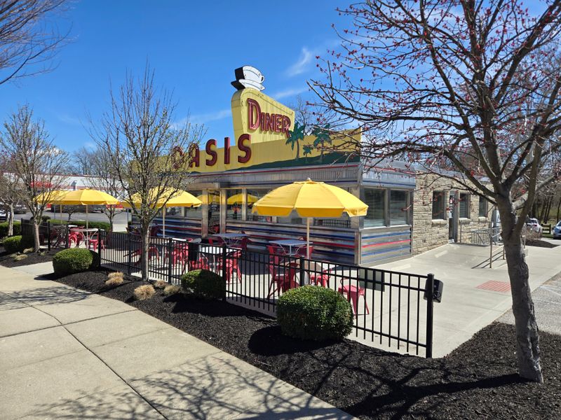 The Oasis Diner: 405 W Main St, Plainfield, IN 46168