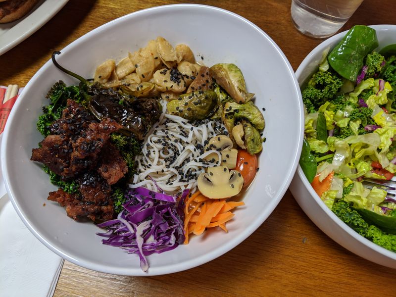 Farm-Fresh Dining That Celebrates Local Ingredients