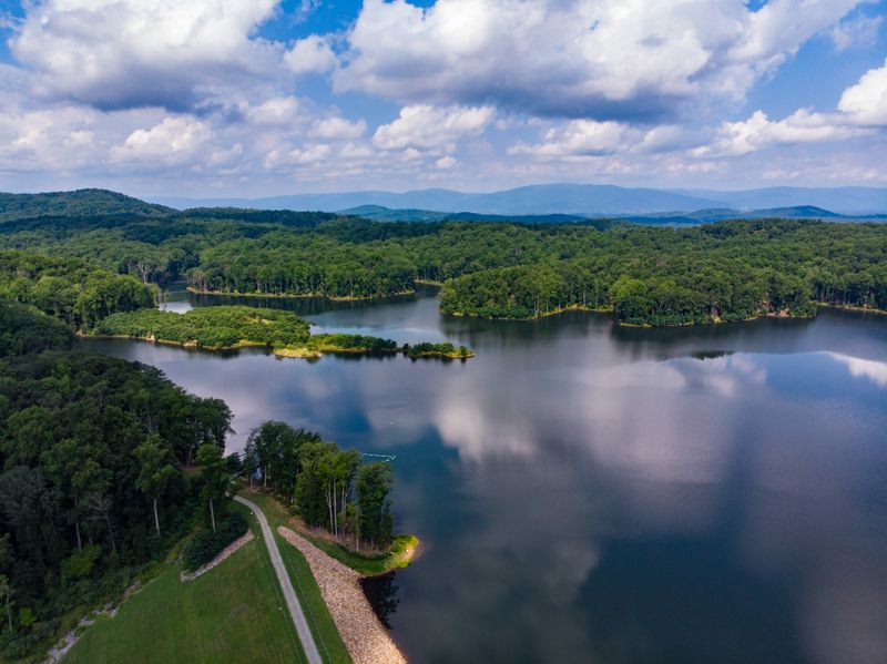 Ragged Mountain Natural Area