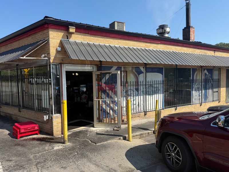 Convenient Blue Parkway Location With Easy Access for Kansas City Residents