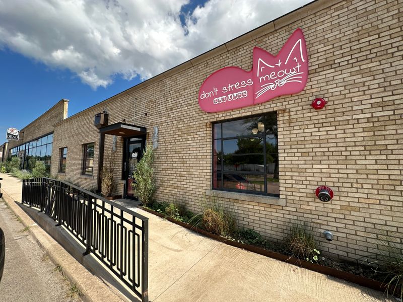 Location and Hours That Work for Real Life