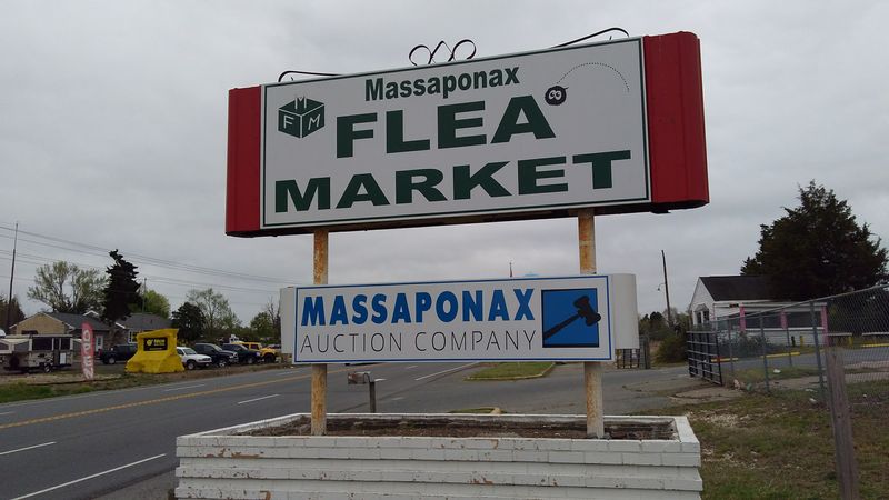 Live Music and Entertainment Enhance the Experience