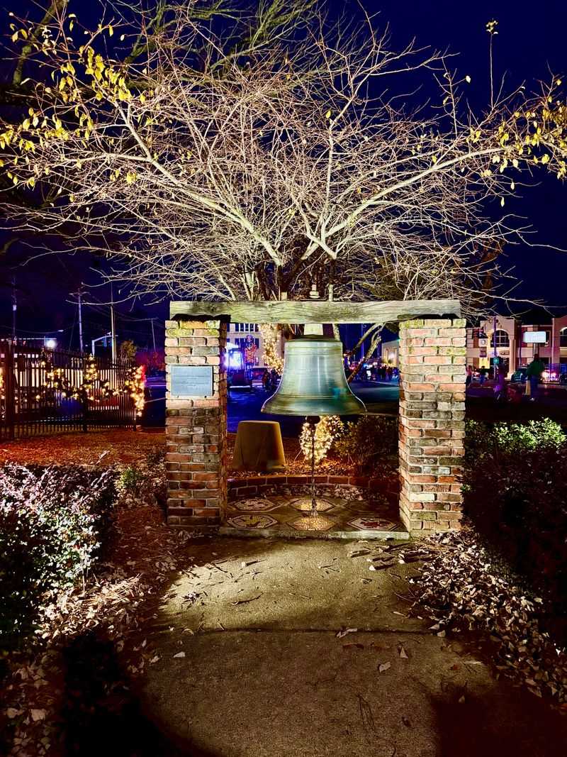 Annual Christmas Parade Brings Main Street to Life