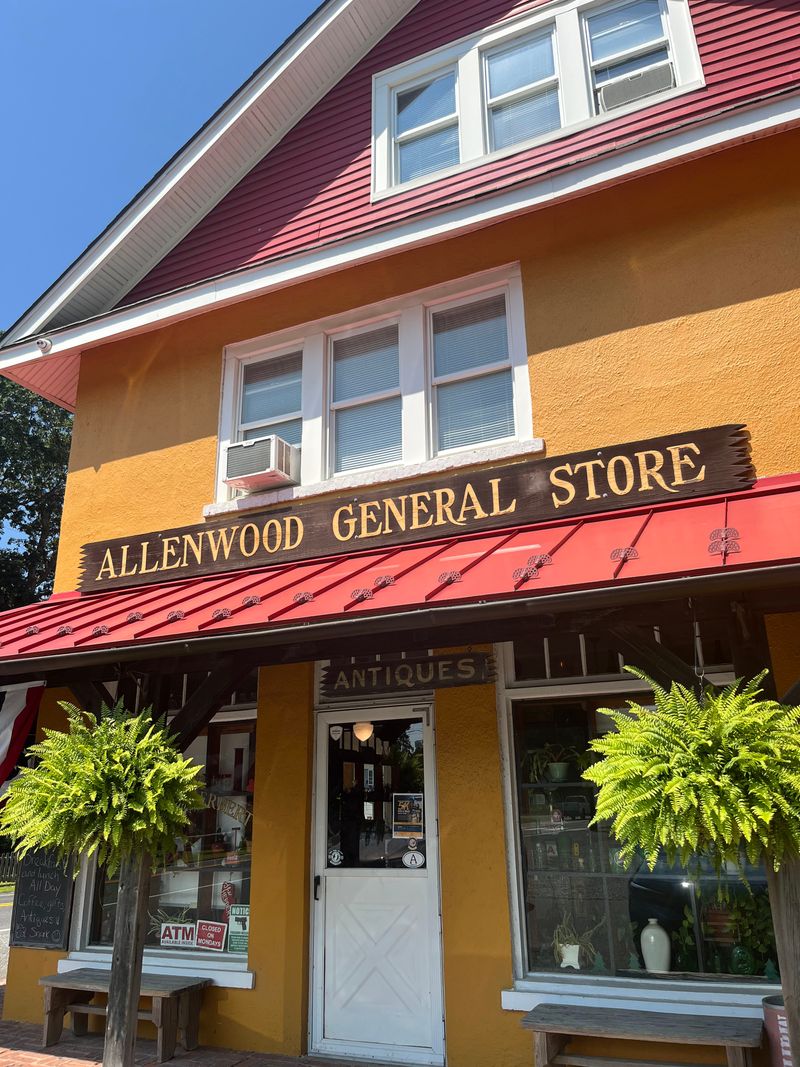 Convenient Hours and Location for Easy Visits