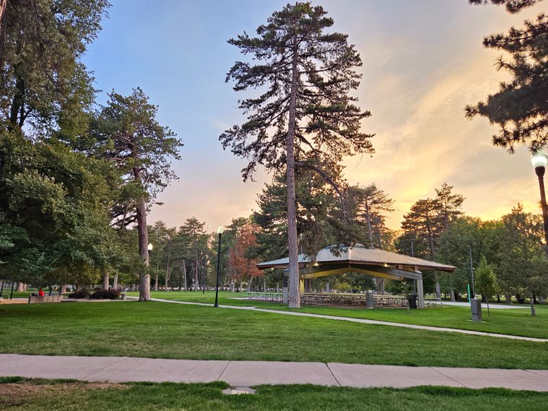 Being Polite Is Not The Same As Being Close