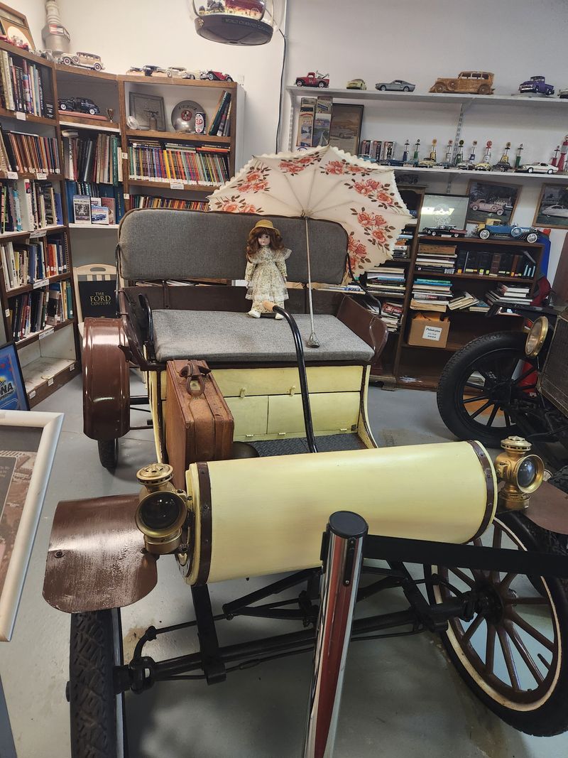 Perfect Size for Quick Visits Without Overwhelming Guests