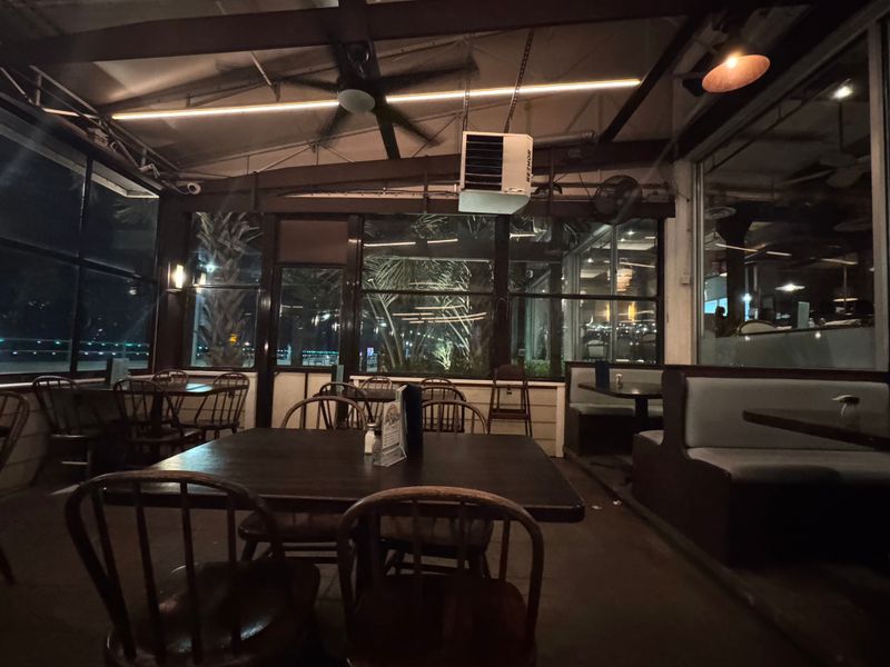 A Bar Area Perfect for Solo Diners and Small Groups