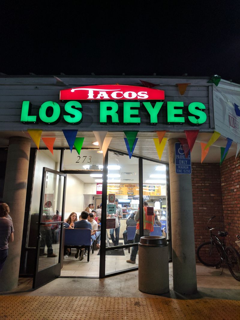 Tacos Los Reyes
