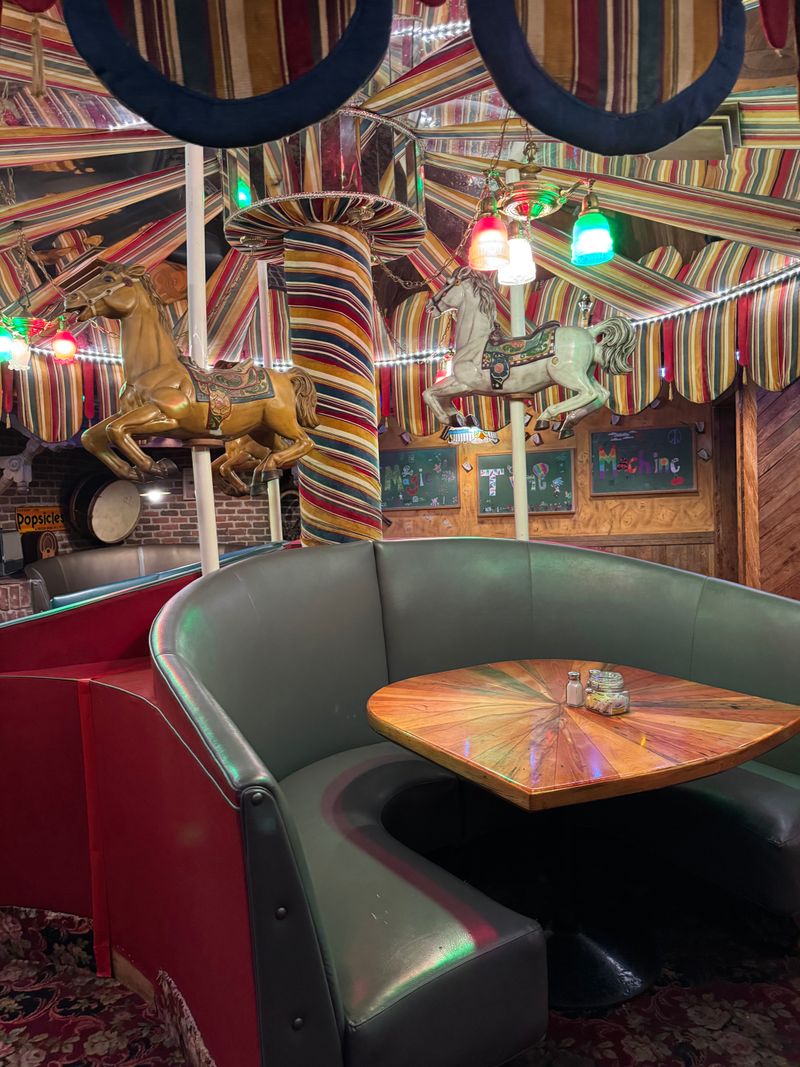 Themed Tables That Transport You Elsewhere