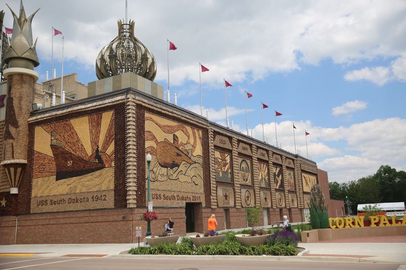 Context Matters More Than Novelty