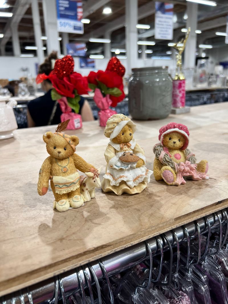 Housewares, Furniture, and Home Décor Treasures