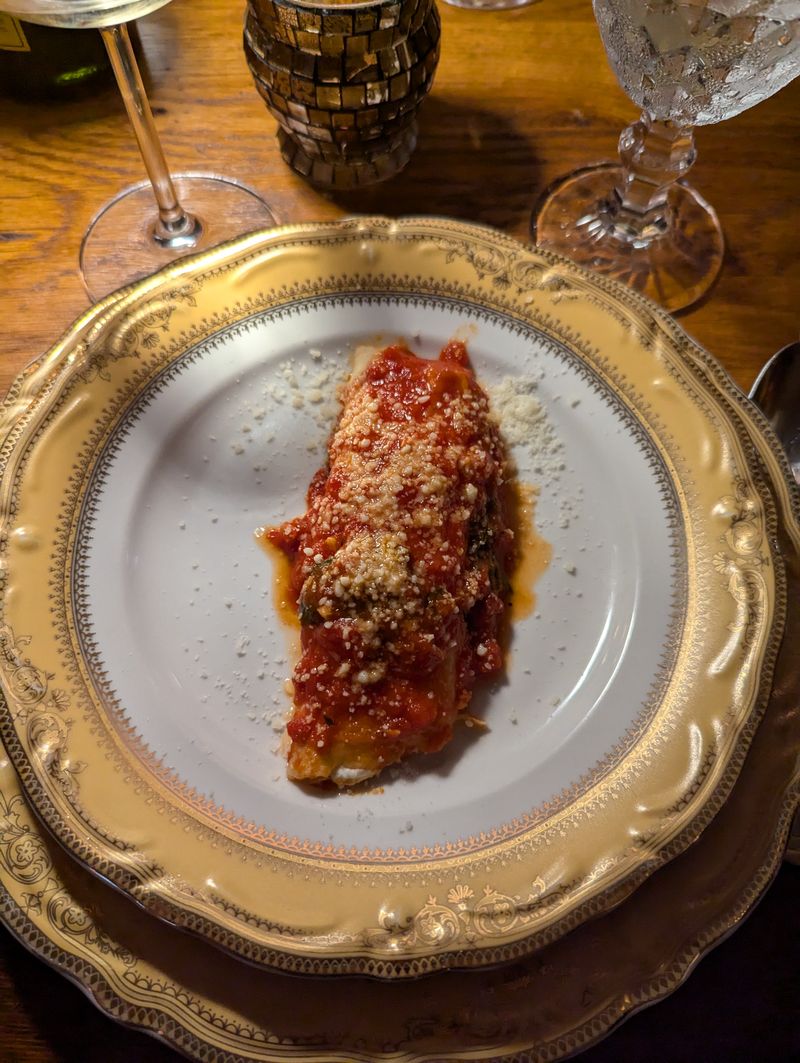 Fixed Multi-Course Menu With No Choices