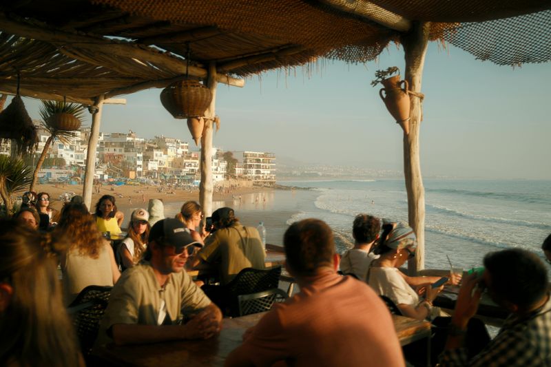 Visit Local Restaurants for Ocean-to-Table Dining Experiences