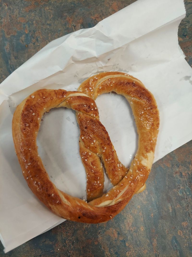 Soft Pretzels That Redefine Snack Time Standards