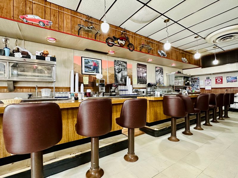 Classic Diners Preserve Midcentury Road Culture