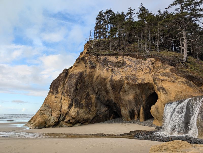 Hug Point State Recreation Site