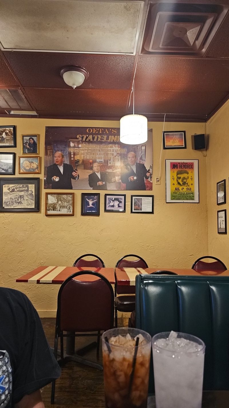 Kendall's Restaurant, Noble