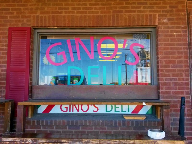 Gino's Deli Stop N Buy, Texas