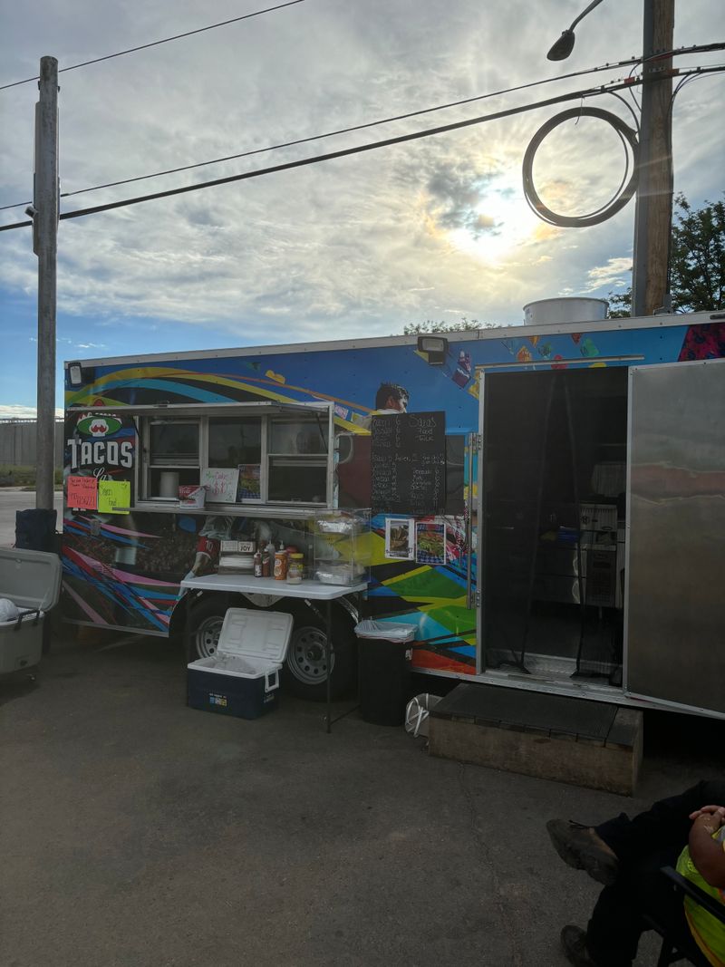 Sara's Food Truck