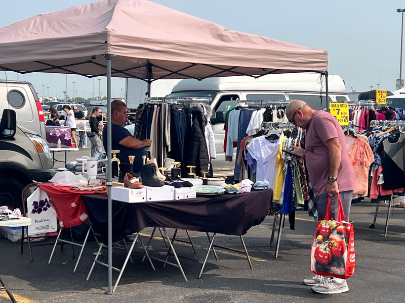 New Meadowlands Market