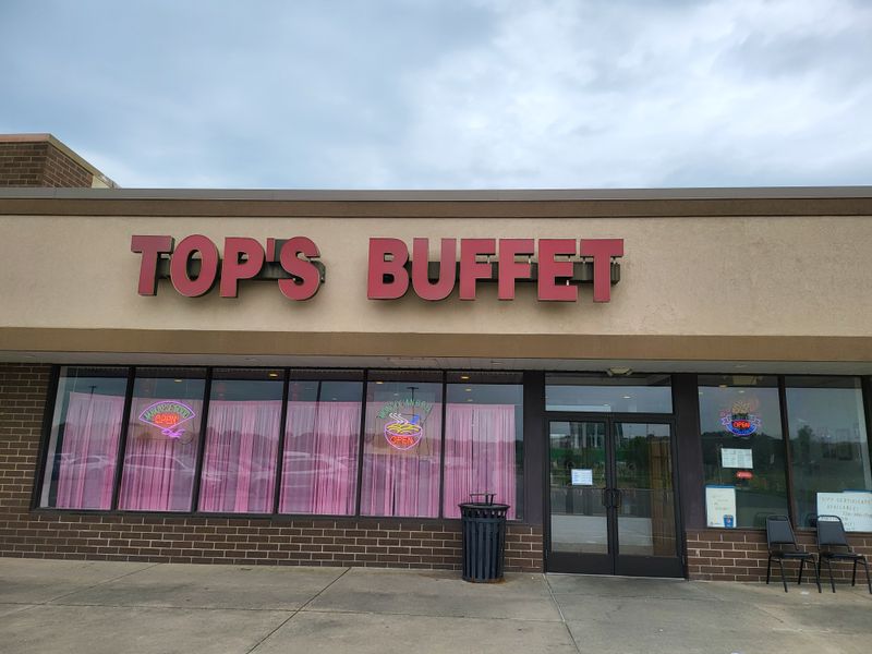 Hilltop Buffet And Grill