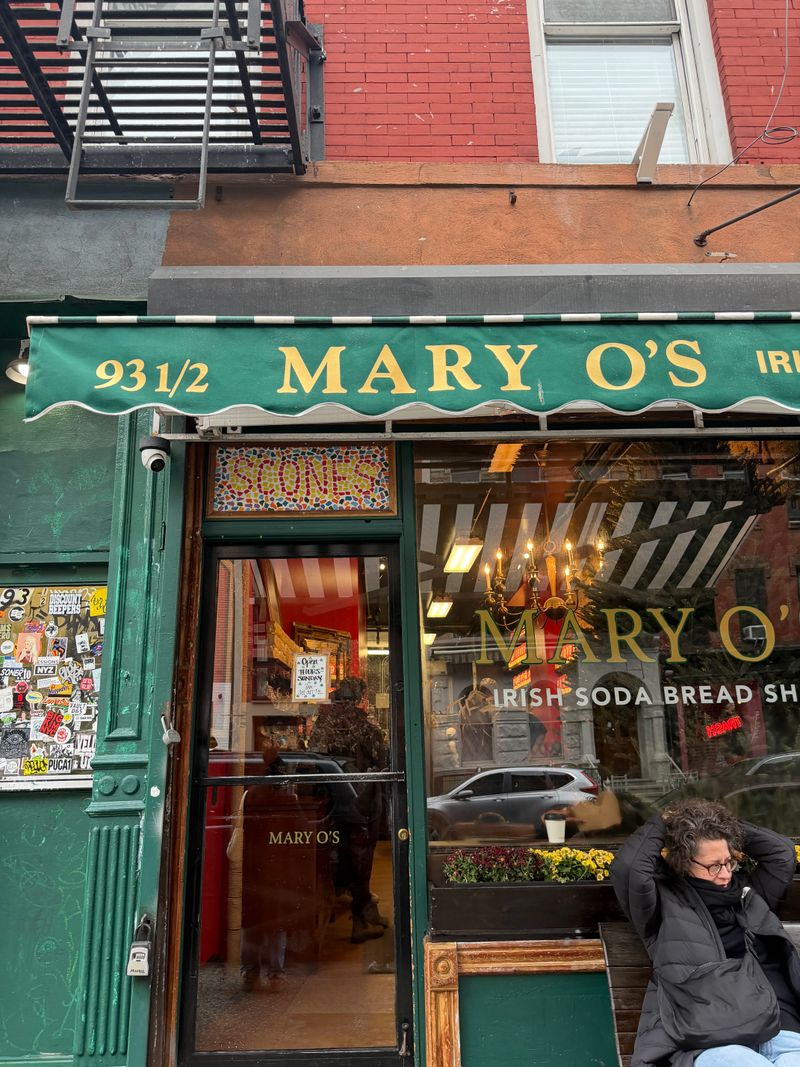 Mary's Soda Fountain & Restaurant, Clinton