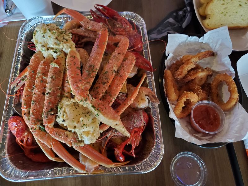 Casual and Relaxed Atmosphere Perfect for Any Occasion