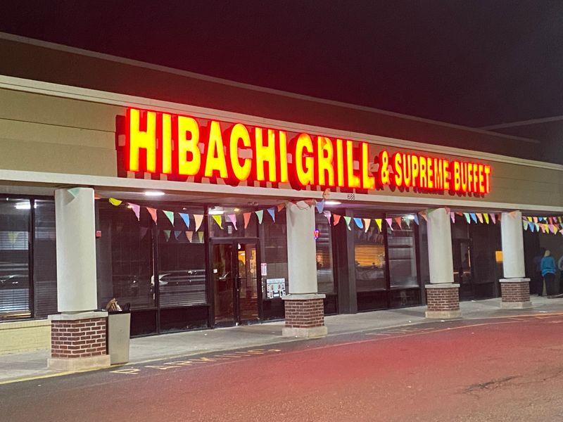 Hibachi Grill & Supreme Buffet, 690 Oak Tree Ave, South Plainfield, NJ 07080