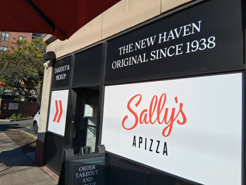 Sally’s Apizza – New Haven
