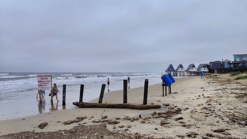 Surfside Beach: Eroding Community Bonds