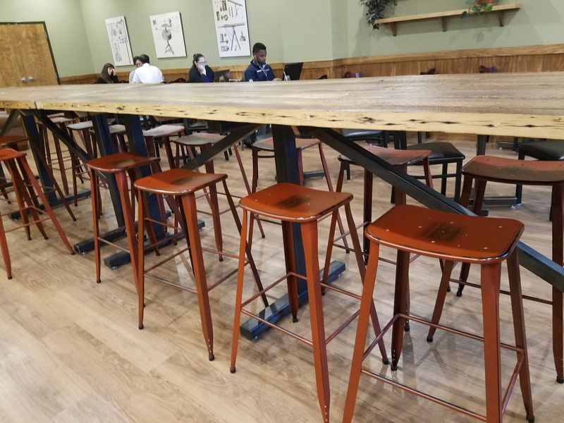 Perfect Study and Work Environment With a Peaceful Vibe