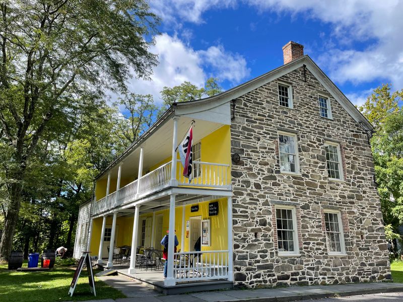 Front-Porch And Stoops Chat Time
