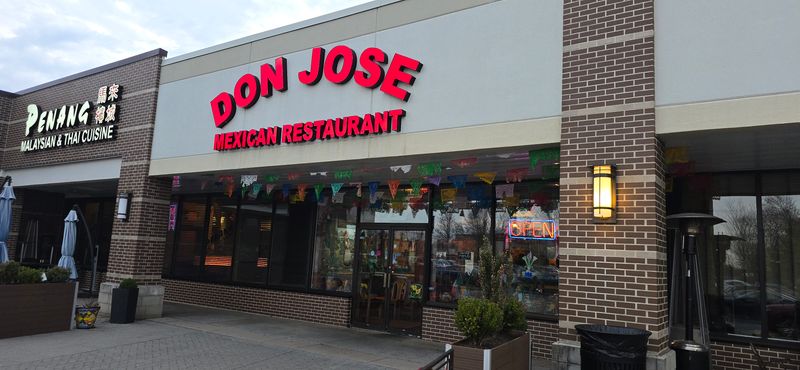 Convenient Location and Easy Takeout for Busy Schedules