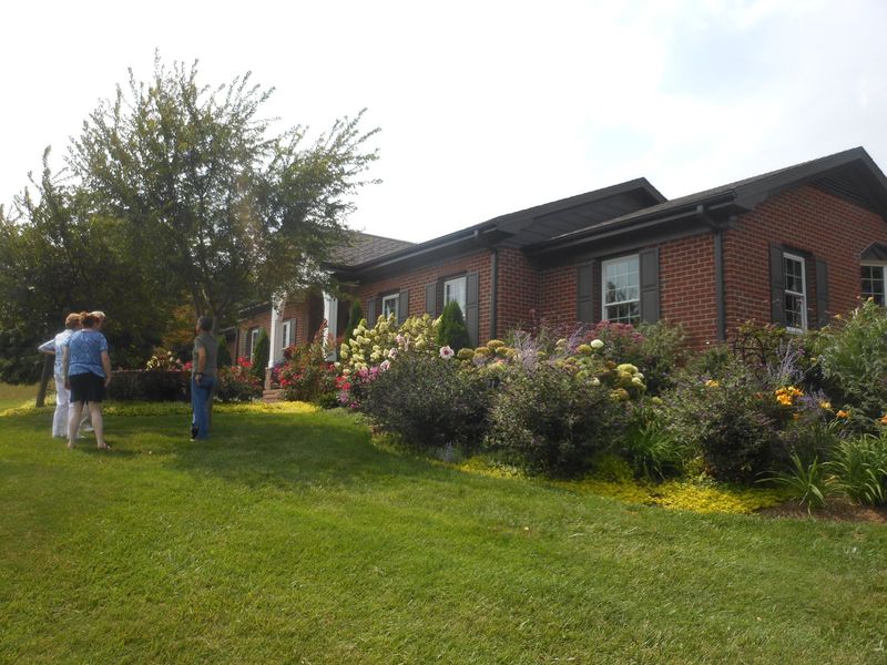 Friendly Neighbors Create a Welcoming Atmosphere