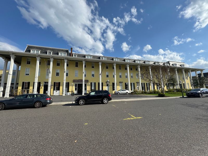 The Blue Pig Tavern – 200 Congress Pl, Cape May, NJ 08204