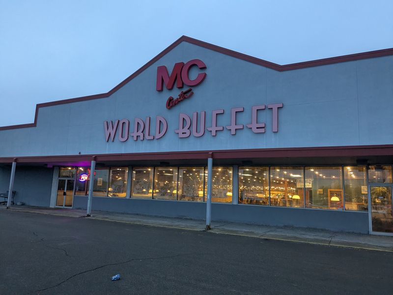 World Buffet & Grill, Lansing