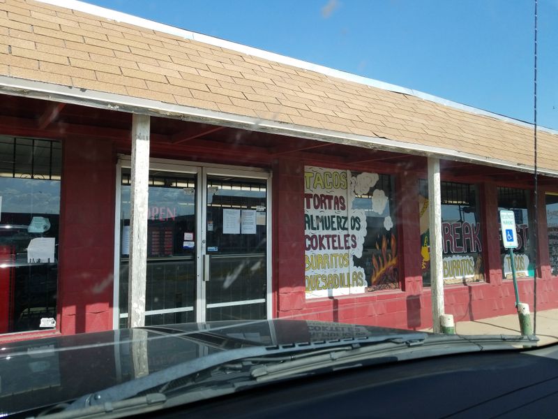 Los Comales on S Agnew