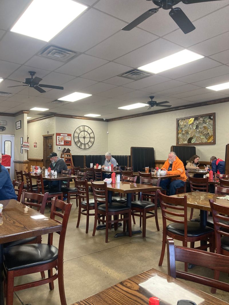 Lilly’s Diner, Catoosa