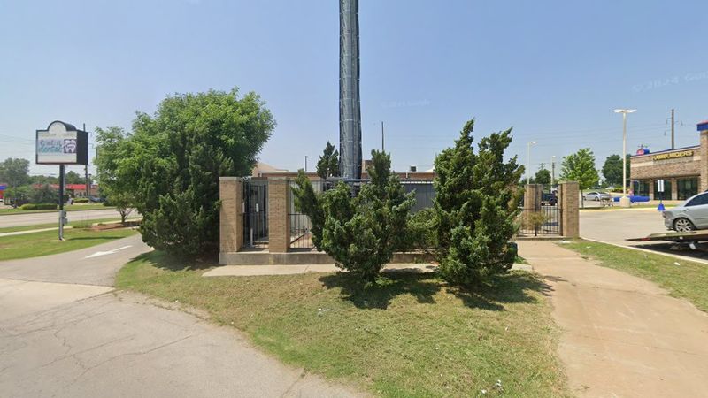 Braum’s Fresh Market and Ice Cream Store