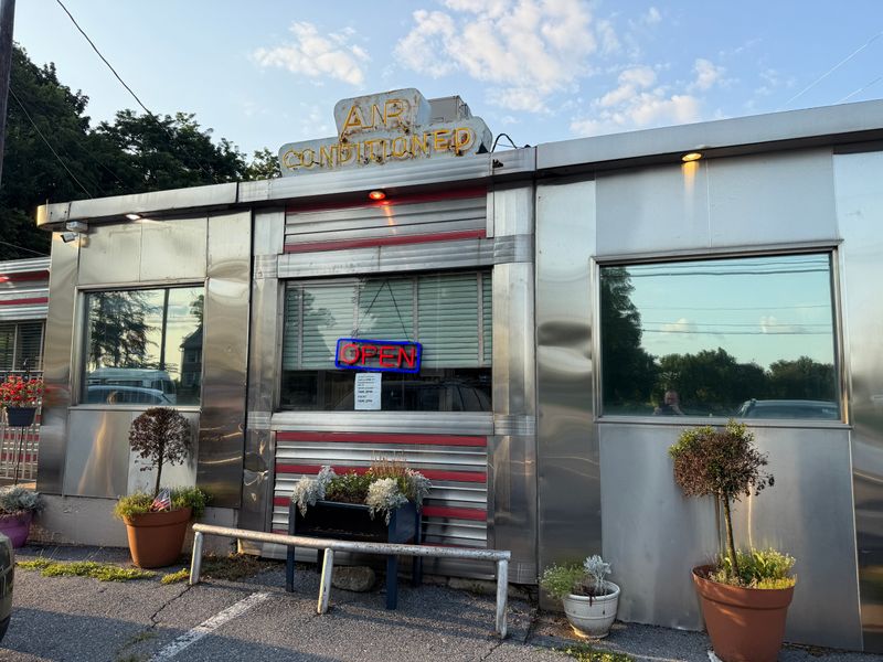 Route 30 Diner