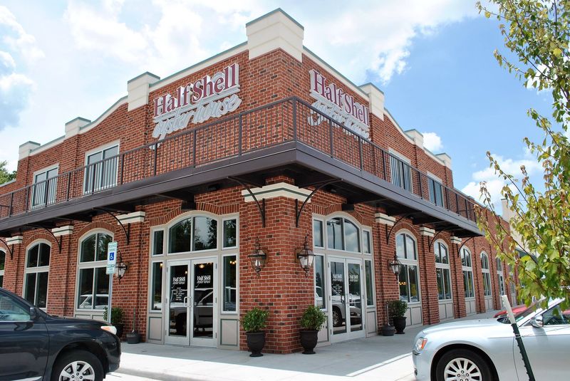 Half Shell Oyster House (Covington)
