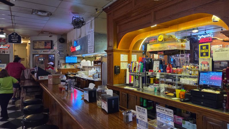 Eischen's Bar in Okarche